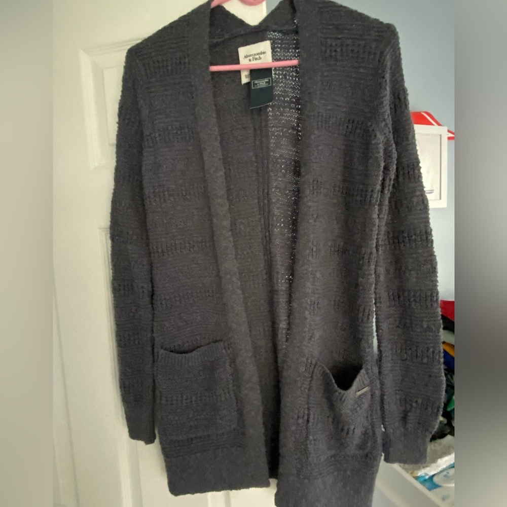 Abercrombie & Fitch Knit Cardigan